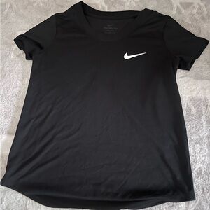 Girls Nike shirt
